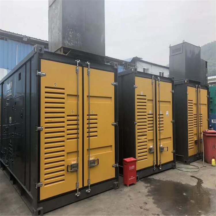 武江温度变化对不同类型欠压保护装置的可靠性影响有何差异？