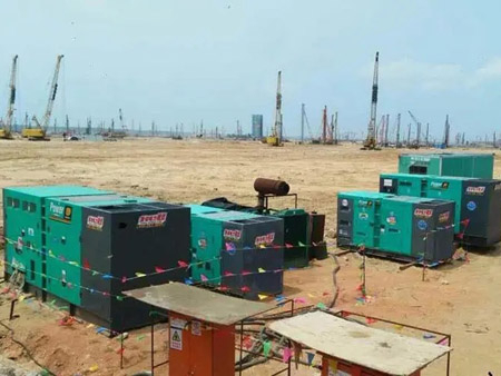 武江柴油发电机组干式空气滤清器的维护成本高吗？